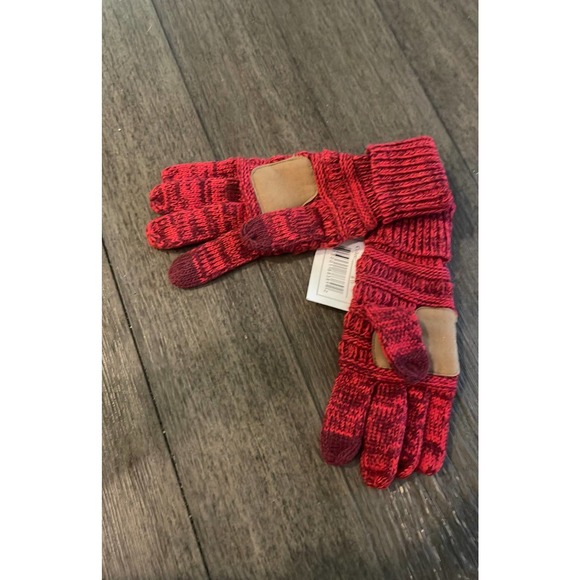 C.C Gloves new with tags - Picture 2 of 2